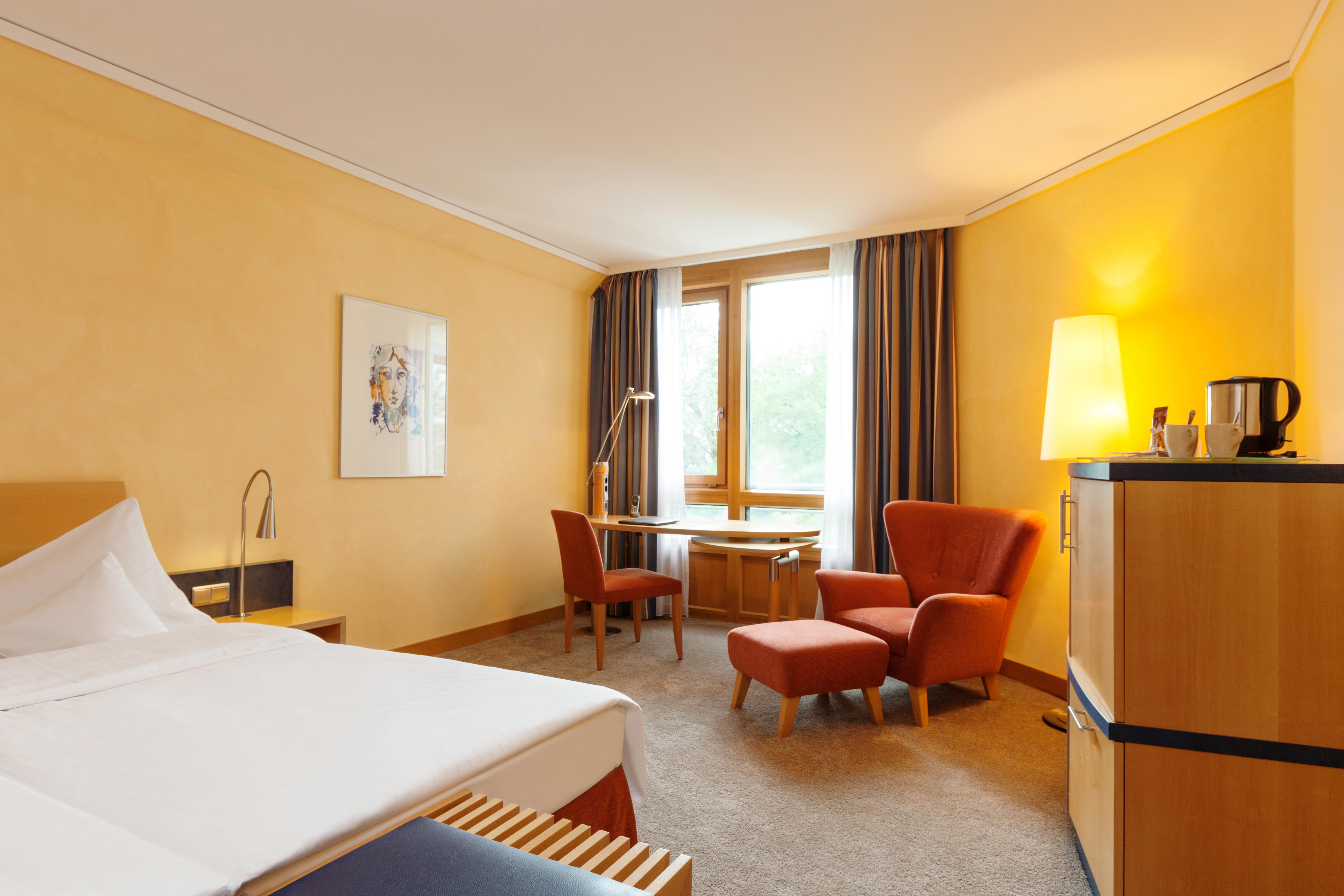 เวียนนา เฮาส์ เรมาร์ค ออสนาบรึค Hotel ภายนอก รูปภาพ