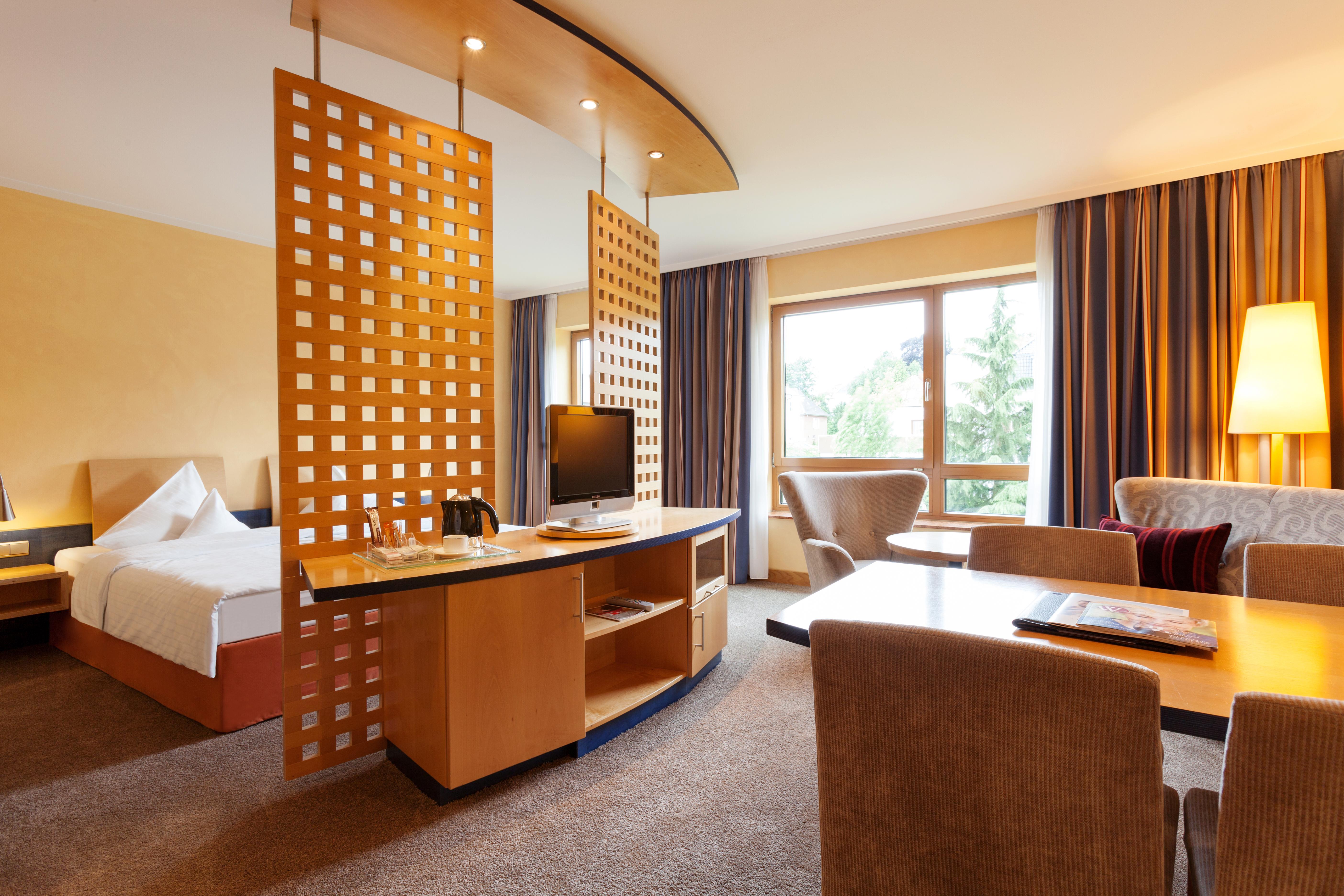 เวียนนา เฮาส์ เรมาร์ค ออสนาบรึค Hotel ภายนอก รูปภาพ
