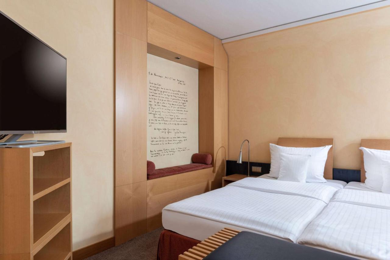 เวียนนา เฮาส์ เรมาร์ค ออสนาบรึค Hotel ภายนอก รูปภาพ